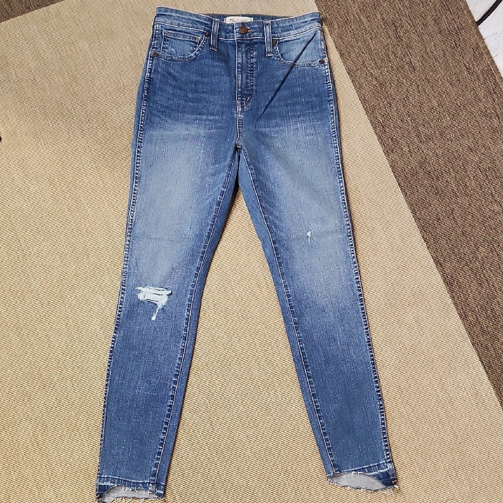 Madewell Curvy High Rise Skinny 27 Raw Distressed Hem
